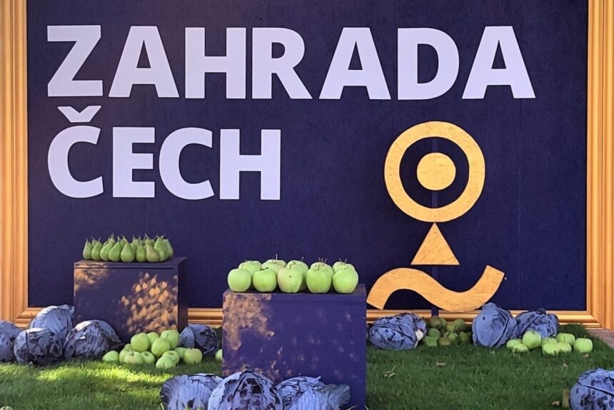 z Poslední den Zahrady Čech s naší galerií