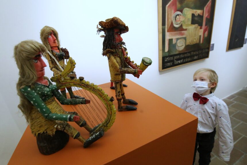 Vernisáž výstavy Slavíme 70. / Let sbírkotvornou činností se u vás setkala s velkým úspěchem