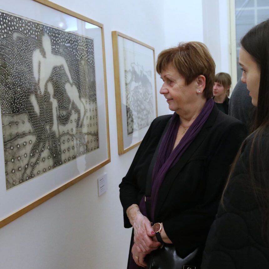 Poslední komentovaná prohlídka výstavy Alena Kučerová – Práce první a poslední