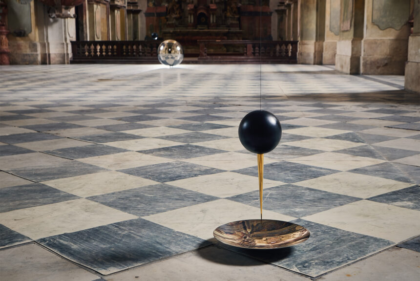 Výstava Vladimír Škoda – Zrcadlo času / Mirror of Time