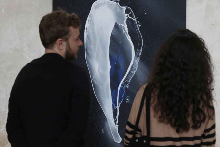 Komentované prohlídky výstav Patrik Hábl: DEPOSITUM a Ve stínu stromů v sobotu 3. 8.